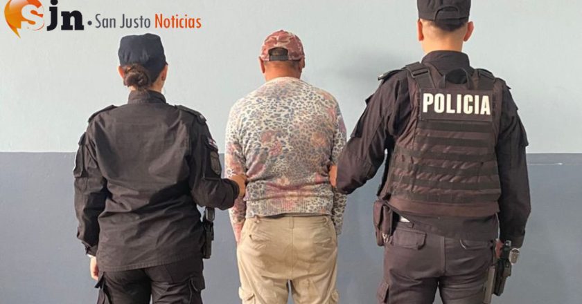 UN APREHENDIDO POR SACARLE LA BOLSA DEL CANASTO DE LA BICICLETA A UNA MUJER