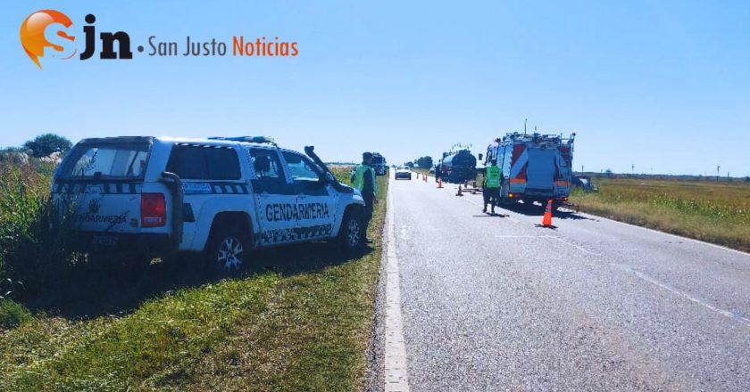 DOS CAMIONES COLISIONARON EN RUTA NACIONAL 11