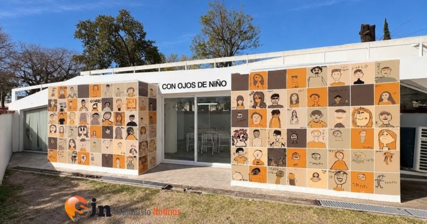 DESCUBRIERON EL MURAL “CON OJOS DE NIÑO” EN EL AULA DEL FUTURO