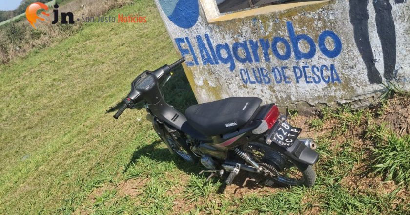 RECUPERARON UNA MOTOCICLETA CON PEDIDO DE SECUESTRO EN GOBERNADOR CRESPO