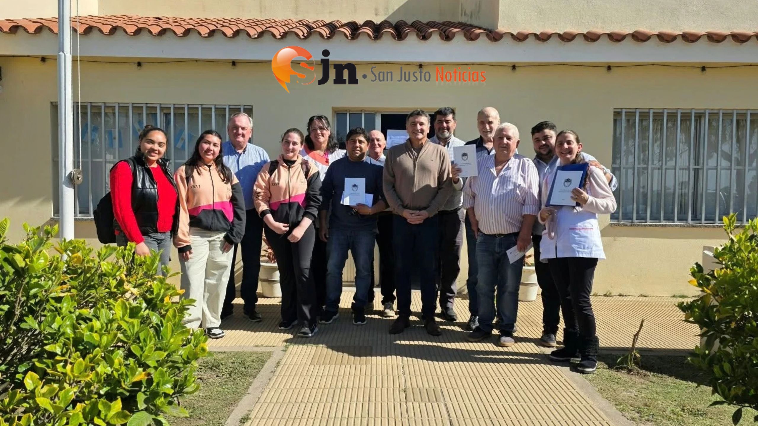 ENTREGA DE APORTES DE PROGRAMAS PROVINCIALES EN LAS LOCALIDADES DE SOLEDAD Y VILLA SARALEGUI